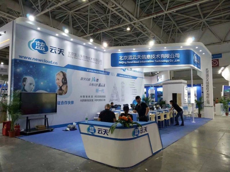 如何打造一个吸引眼球的展位？——从设计到执行全攻略