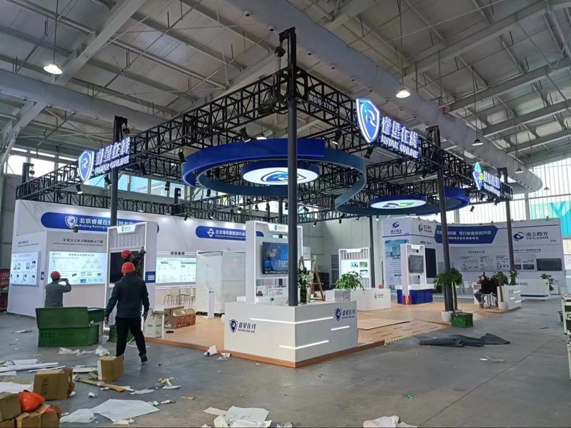 展台搭建：如何打造吸引眼球的展示空间？